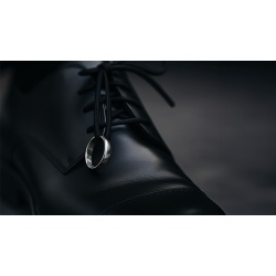 NoRisk by Chris Torrente (Ring on Shoelace)